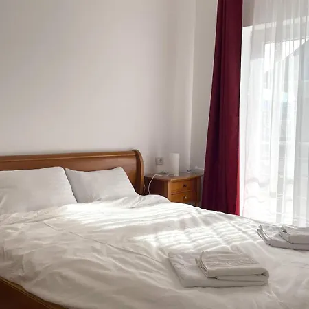 Bella Vista Red Brasov
